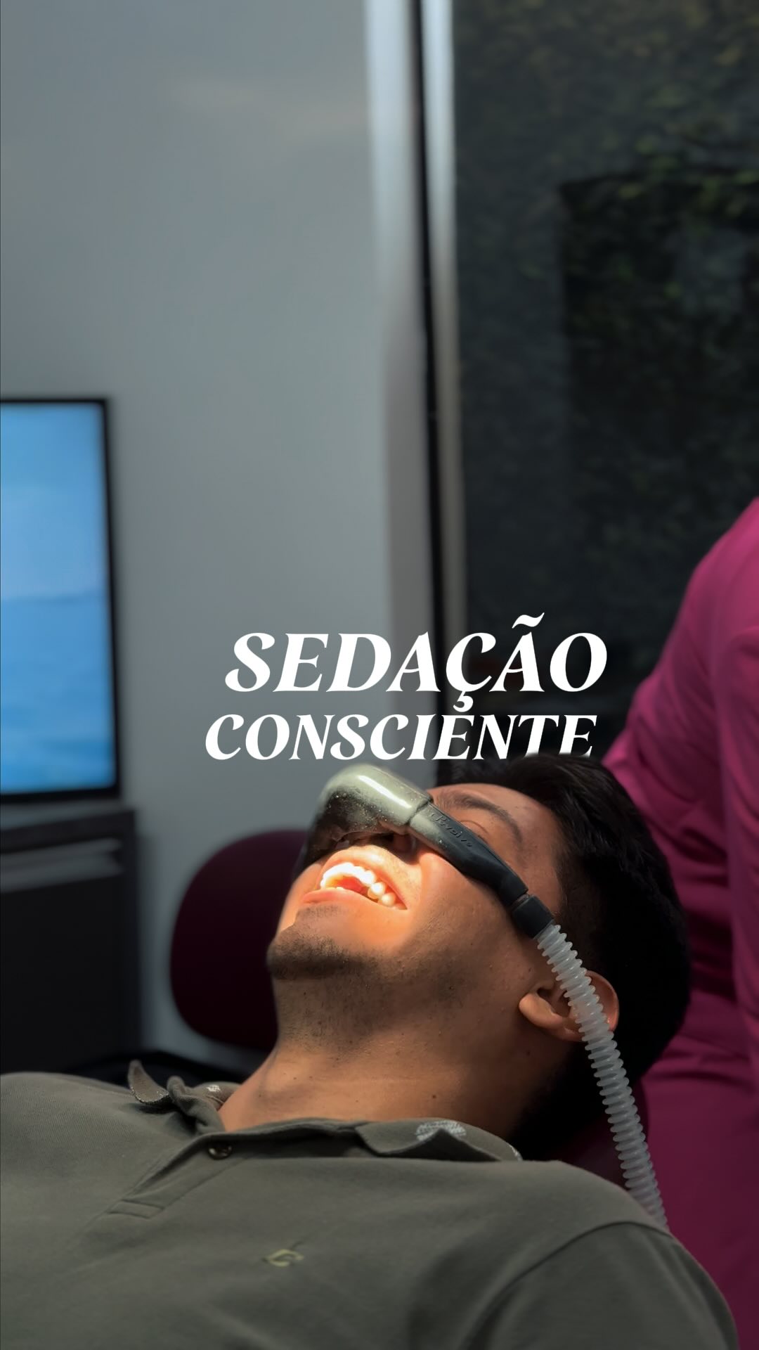 Paciente em atendimento com sedação consciente na Sorriso Clin